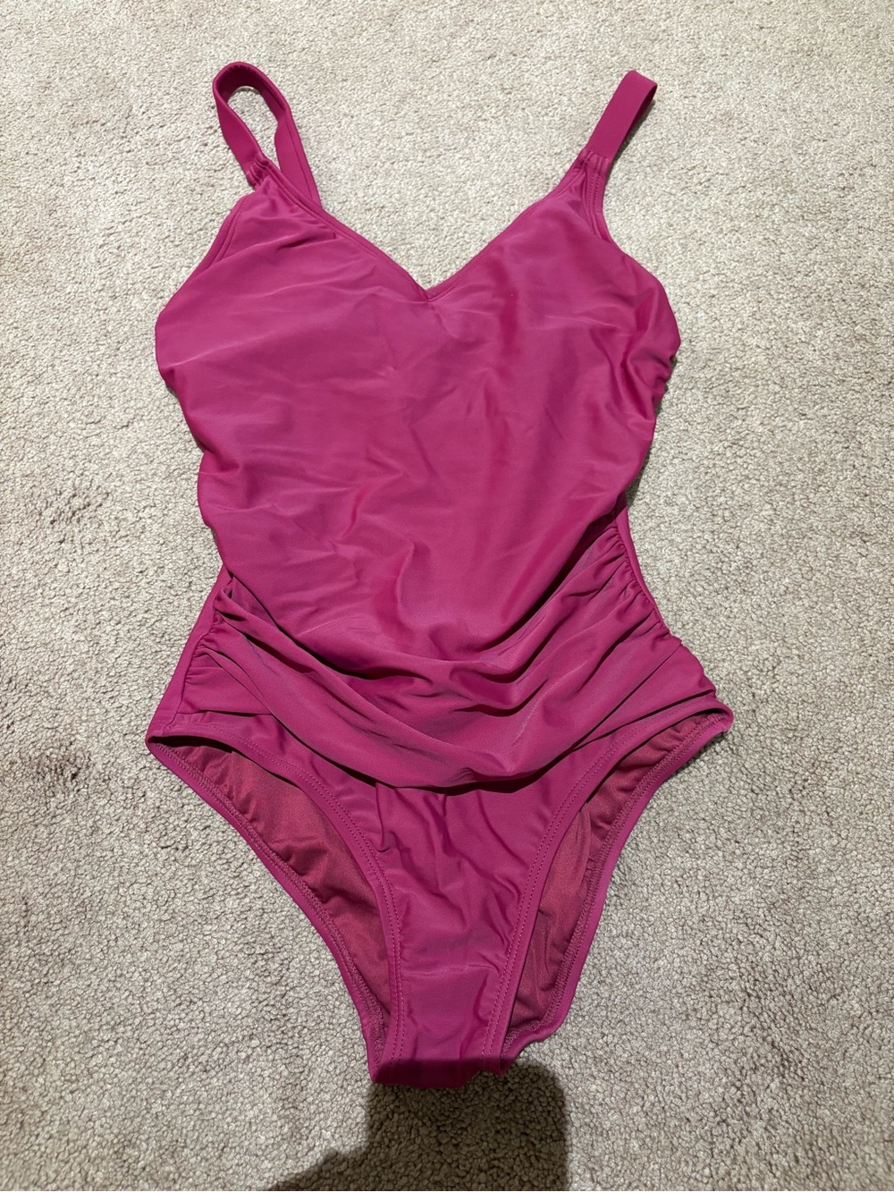 Nwot La Vie En Rose burgundy One-Piece Swimsuit size xs